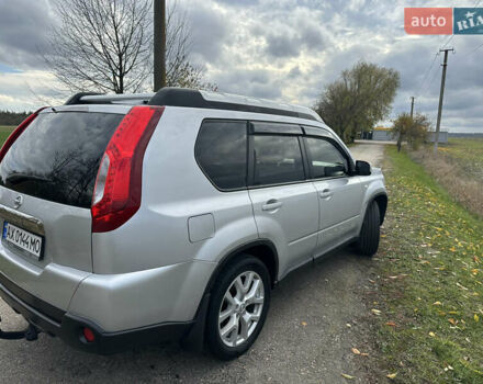 Серый Ниссан ИксТрейл, объемом двигателя 2 л и пробегом 158 тыс. км за 10300 $, фото 8 на Automoto.ua