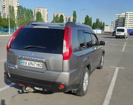 Серый Ниссан ИксТрейл, объемом двигателя 2 л и пробегом 240 тыс. км за 12300 $, фото 1 на Automoto.ua