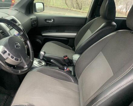 Серый Ниссан ИксТрейл, объемом двигателя 2 л и пробегом 196 тыс. км за 14999 $, фото 9 на Automoto.ua