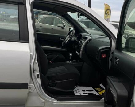 Сірий Ніссан ІксТрейл, об'ємом двигуна 2 л та пробігом 198 тис. км за 12999 $, фото 15 на Automoto.ua