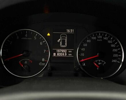 Сірий Ніссан ІксТрейл, об'ємом двигуна 2 л та пробігом 198 тис. км за 12999 $, фото 10 на Automoto.ua