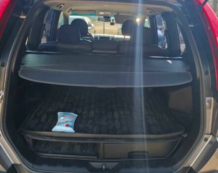 Сірий Ніссан ІксТрейл, об'ємом двигуна 2 л та пробігом 248 тис. км за 12000 $, фото 3 на Automoto.ua