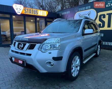 Серый Ниссан ИксТрейл, объемом двигателя 2 л и пробегом 90 тыс. км за 15000 $, фото 2 на Automoto.ua