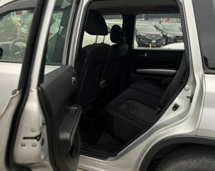 Сірий Ніссан ІксТрейл, об'ємом двигуна 2 л та пробігом 198 тис. км за 12999 $, фото 20 на Automoto.ua