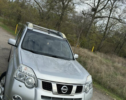 Серый Ниссан ИксТрейл, объемом двигателя 2 л и пробегом 158 тыс. км за 10300 $, фото 11 на Automoto.ua