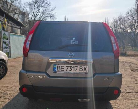Сірий Ніссан ІксТрейл, об'ємом двигуна 2 л та пробігом 248 тис. км за 12000 $, фото 5 на Automoto.ua