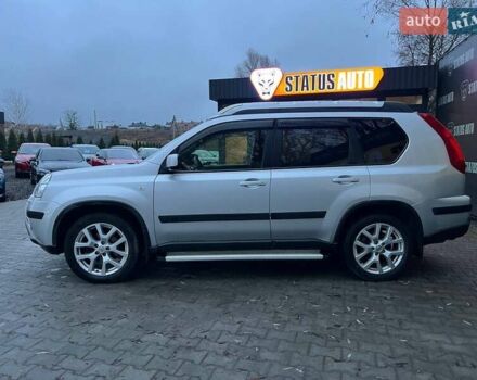 Серый Ниссан ИксТрейл, объемом двигателя 2 л и пробегом 90 тыс. км за 15000 $, фото 3 на Automoto.ua