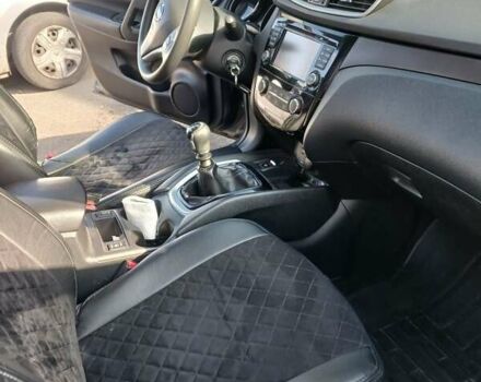 Сірий Ніссан ІксТрейл, об'ємом двигуна 2 л та пробігом 75 тис. км за 13999 $, фото 12 на Automoto.ua