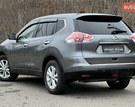 Серый Ниссан ИксТрейл, объемом двигателя 2 л и пробегом 79 тыс. км за 14699 $, фото 3 на Automoto.ua