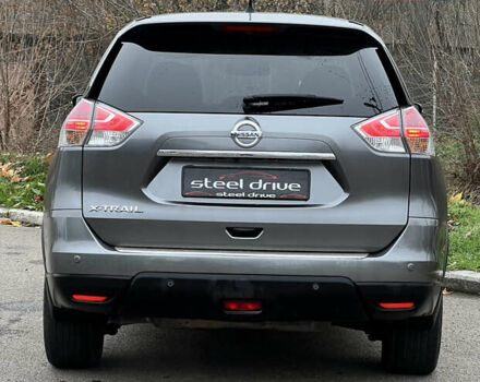 Серый Ниссан ИксТрейл, объемом двигателя 2 л и пробегом 79 тыс. км за 14699 $, фото 4 на Automoto.ua