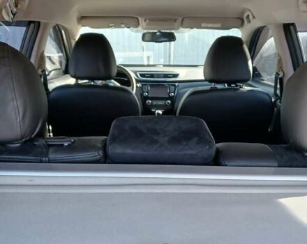 Сірий Ніссан ІксТрейл, об'ємом двигуна 2 л та пробігом 75 тис. км за 13999 $, фото 10 на Automoto.ua