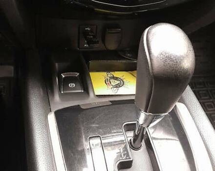 Сірий Ніссан ІксТрейл, об'ємом двигуна 2 л та пробігом 79 тис. км за 14500 $, фото 9 на Automoto.ua