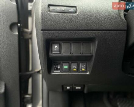 Сірий Ніссан ІксТрейл, об'ємом двигуна 1.6 л та пробігом 190 тис. км за 15590 $, фото 29 на Automoto.ua