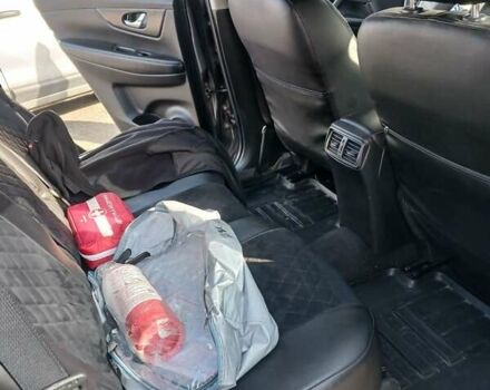 Сірий Ніссан ІксТрейл, об'ємом двигуна 2 л та пробігом 75 тис. км за 13999 $, фото 5 на Automoto.ua