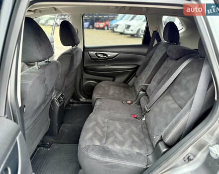 Серый Ниссан ИксТрейл, объемом двигателя 1.6 л и пробегом 162 тыс. км за 15500 $, фото 32 на Automoto.ua