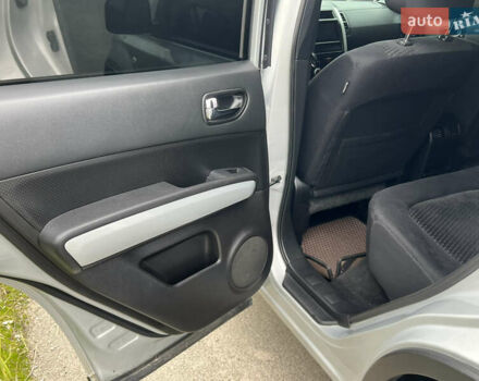Серый Ниссан ИксТрейл, объемом двигателя 2 л и пробегом 237 тыс. км за 13300 $, фото 15 на Automoto.ua