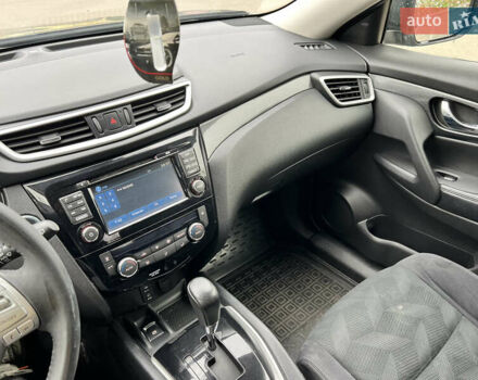 Серый Ниссан ИксТрейл, объемом двигателя 2 л и пробегом 79 тыс. км за 14699 $, фото 8 на Automoto.ua