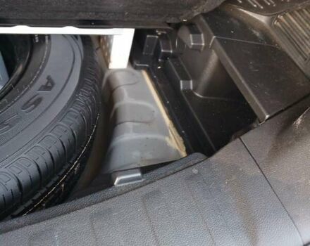 Сірий Ніссан ІксТрейл, об'ємом двигуна 2 л та пробігом 75 тис. км за 13999 $, фото 6 на Automoto.ua