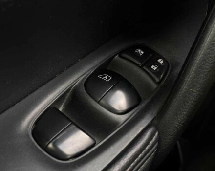 Сірий Ніссан ІксТрейл, об'ємом двигуна 1.6 л та пробігом 190 тис. км за 15990 $, фото 23 на Automoto.ua