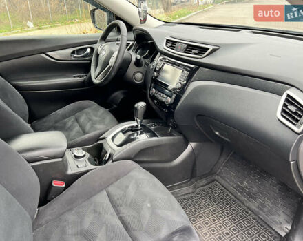 Серый Ниссан ИксТрейл, объемом двигателя 2 л и пробегом 79 тыс. км за 14699 $, фото 7 на Automoto.ua