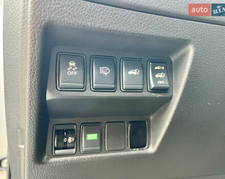 Серый Ниссан ИксТрейл, объемом двигателя 2 л и пробегом 79 тыс. км за 14699 $, фото 11 на Automoto.ua