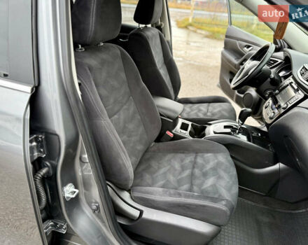 Серый Ниссан ИксТрейл, объемом двигателя 1.6 л и пробегом 162 тыс. км за 15500 $, фото 29 на Automoto.ua