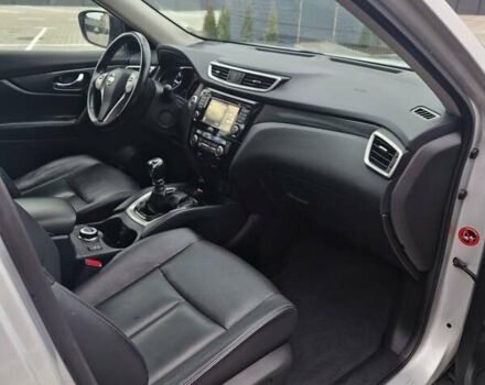 Сірий Ніссан ІксТрейл, об'ємом двигуна 1.6 л та пробігом 145 тис. км за 15500 $, фото 25 на Automoto.ua