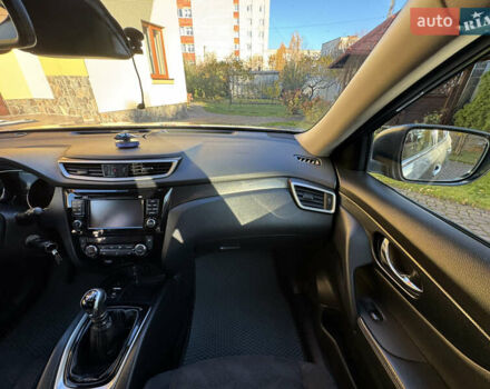 Сірий Ніссан ІксТрейл, об'ємом двигуна 1.6 л та пробігом 215 тис. км за 15500 $, фото 13 на Automoto.ua