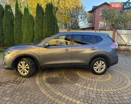 Сірий Ніссан ІксТрейл, об'ємом двигуна 1.6 л та пробігом 215 тис. км за 15500 $, фото 2 на Automoto.ua