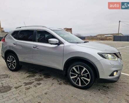 Сірий Ніссан ІксТрейл, об'ємом двигуна 1.6 л та пробігом 145 тис. км за 15500 $, фото 4 на Automoto.ua