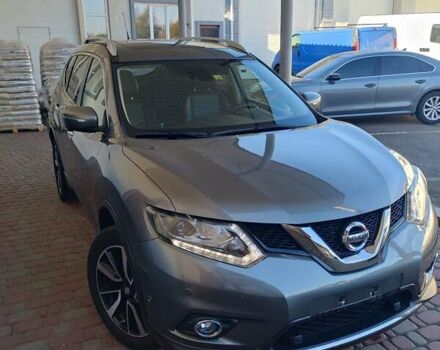 Серый Ниссан ИксТрейл, объемом двигателя 1.6 л и пробегом 156 тыс. км за 15699 $, фото 4 на Automoto.ua