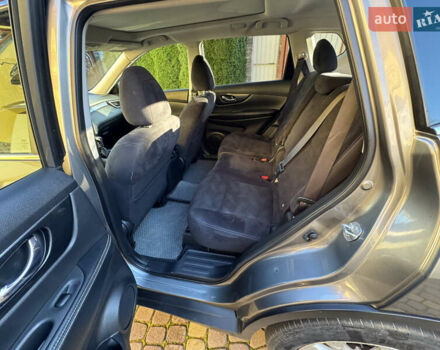 Сірий Ніссан ІксТрейл, об'ємом двигуна 1.6 л та пробігом 215 тис. км за 15500 $, фото 25 на Automoto.ua