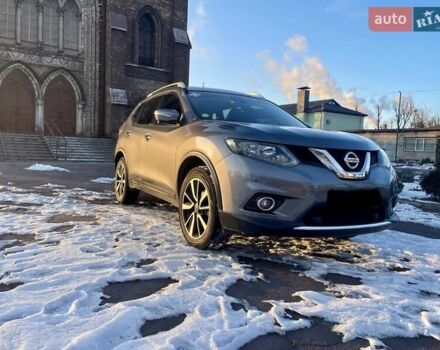 Серый Ниссан ИксТрейл, объемом двигателя 1.6 л и пробегом 228 тыс. км за 16000 $, фото 6 на Automoto.ua