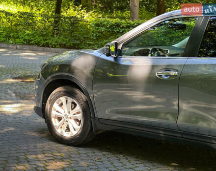 Серый Ниссан ИксТрейл, объемом двигателя 1.6 л и пробегом 59 тыс. км за 17500 $, фото 7 на Automoto.ua