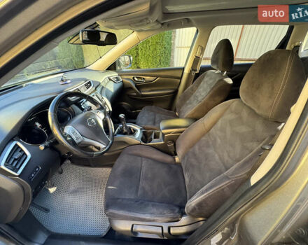 Сірий Ніссан ІксТрейл, об'ємом двигуна 1.6 л та пробігом 215 тис. км за 15500 $, фото 16 на Automoto.ua