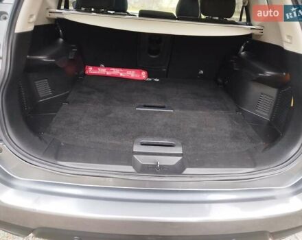 Серый Ниссан ИксТрейл, объемом двигателя 1.6 л и пробегом 195 тыс. км за 14800 $, фото 52 на Automoto.ua