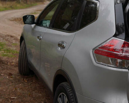 Сірий Ніссан ІксТрейл, об'ємом двигуна 1.6 л та пробігом 262 тис. км за 16999 $, фото 4 на Automoto.ua