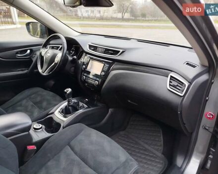 Серый Ниссан ИксТрейл, объемом двигателя 1.6 л и пробегом 195 тыс. км за 14800 $, фото 65 на Automoto.ua