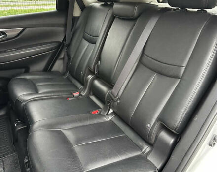 Серый Ниссан ИксТрейл, объемом двигателя 2.49 л и пробегом 216 тыс. км за 18500 $, фото 22 на Automoto.ua