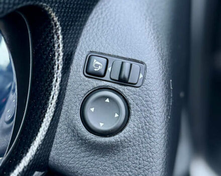 Сірий Ніссан ІксТрейл, об'ємом двигуна 1.6 л та пробігом 183 тис. км за 16800 $, фото 27 на Automoto.ua