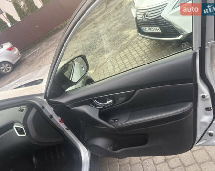 Серый Ниссан ИксТрейл, объемом двигателя 1.6 л и пробегом 172 тыс. км за 16700 $, фото 22 на Automoto.ua