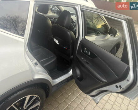 Серый Ниссан ИксТрейл, объемом двигателя 1.6 л и пробегом 172 тыс. км за 16700 $, фото 17 на Automoto.ua