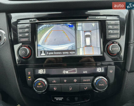 Серый Ниссан ИксТрейл, объемом двигателя 2.49 л и пробегом 216 тыс. км за 18500 $, фото 12 на Automoto.ua