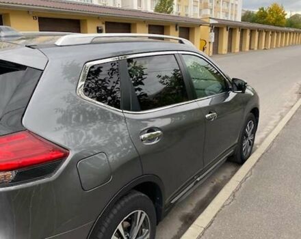Серый Ниссан ИксТрейл, объемом двигателя 1.6 л и пробегом 265 тыс. км за 17500 $, фото 7 на Automoto.ua