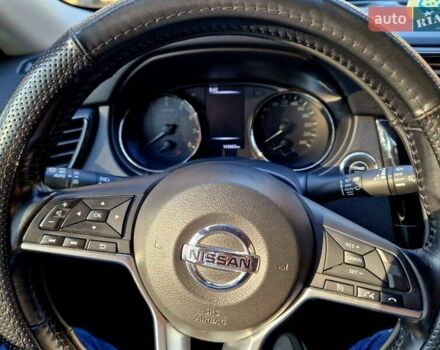 Ниссан ИксТрейл 2018 в Сумах на Automoto.ua Серый Ниссан ИксТрейл, объемом двигателя 2 л и пробегом 145 тыс. км за 17900 $, фото 11 на Automoto.ua
