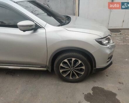 Сірий Ніссан ІксТрейл, об'ємом двигуна 1.6 л та пробігом 50 тис. км за 23500 $, фото 2 на Automoto.ua