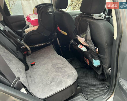 Серый Ниссан ИксТрейл, объемом двигателя 2 л и пробегом 80 тыс. км за 20000 $, фото 23 на Automoto.ua