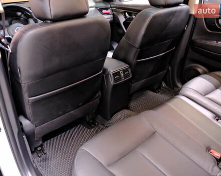 Серый Ниссан ИксТрейл, объемом двигателя 1.6 л и пробегом 50 тыс. км за 23900 $, фото 34 на Automoto.ua