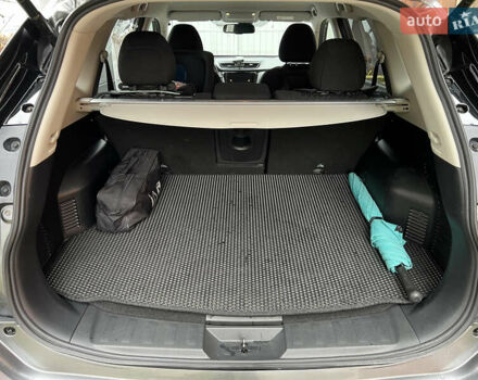 Серый Ниссан ИксТрейл, объемом двигателя 2 л и пробегом 80 тыс. км за 20000 $, фото 24 на Automoto.ua