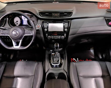 Серый Ниссан ИксТрейл, объемом двигателя 1.6 л и пробегом 50 тыс. км за 23900 $, фото 44 на Automoto.ua